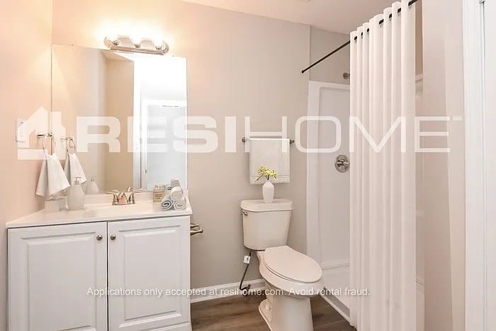 8283 Brittany Ln — Photo 13