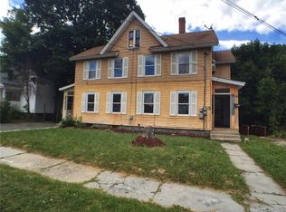 267 Oak St, Winsted, CT 06098