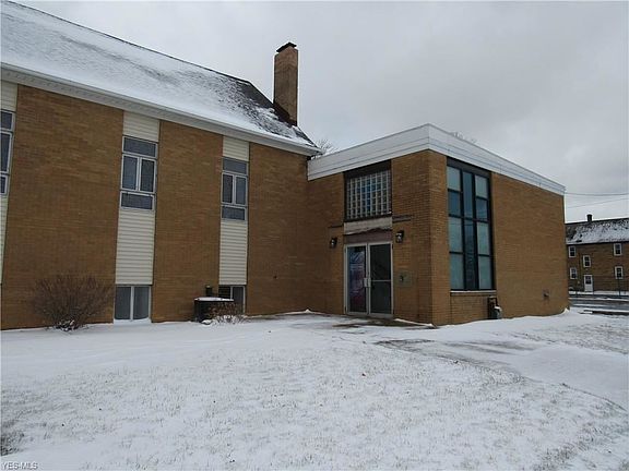 3rd image of 325 6th St