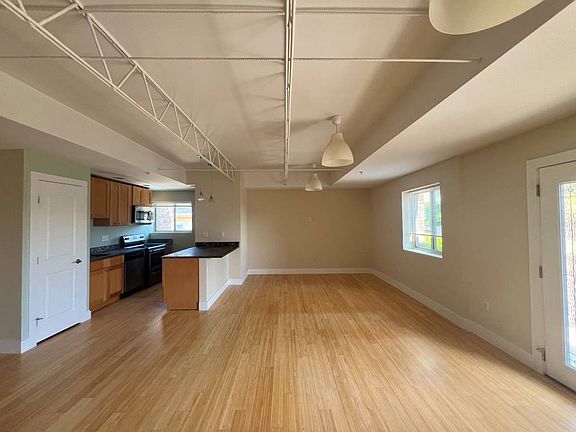 3rd image of 2260 Park Ave APT 3B