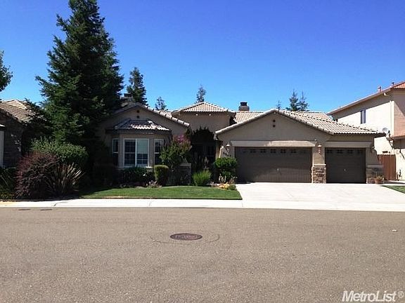 2nd image of 9847 Mountain Vista Cir
