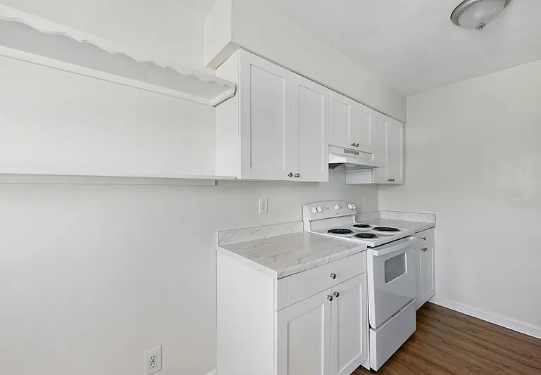 711 Easy St #2 — Photo 8