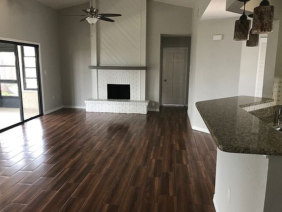 3rd image of 3610 Sawgrass Dr