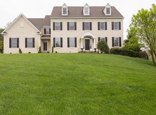 40 Lily Pond Ln, Chester Springs, PA 19425