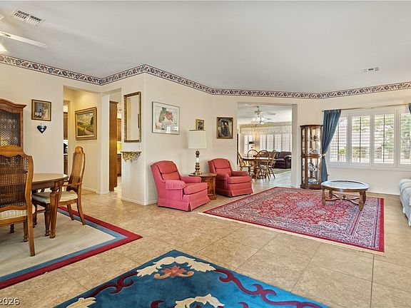 3rd image of 1833 Cherry Knolls St