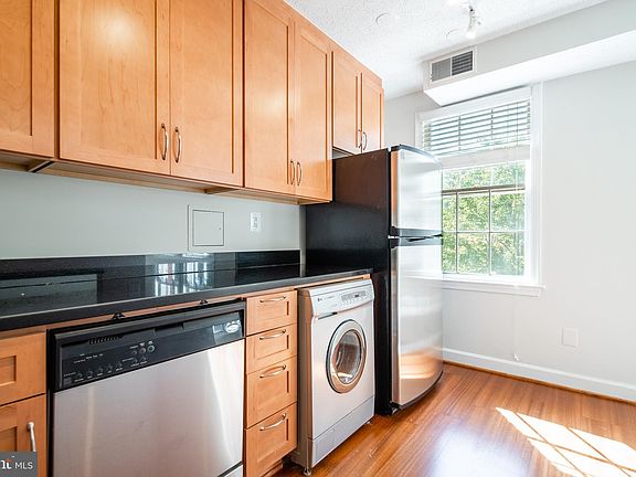 4th image of 604 Bashford Ln Unit 2122