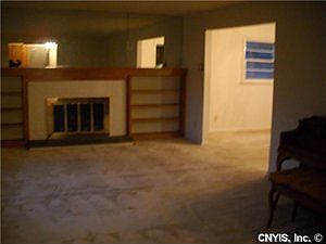3rd image of 310 Palmer Dr