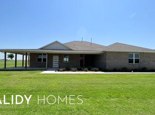 20400 Antler Farms Dr, Edmond, OK 73012