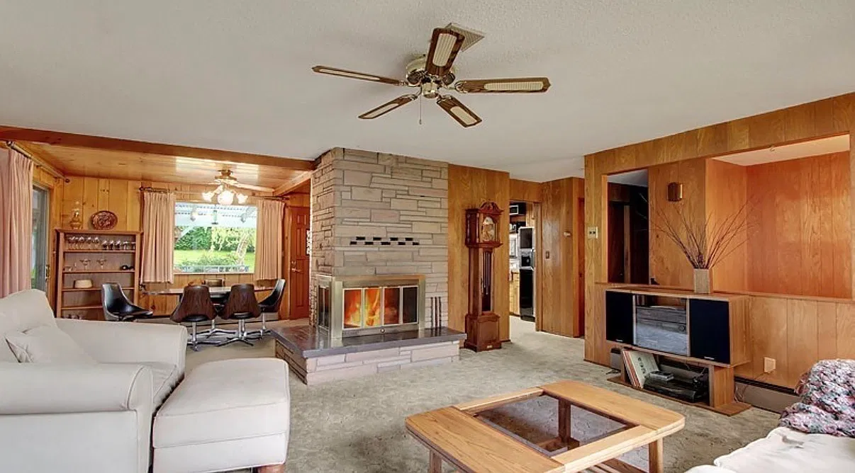 4 bed, 2.5 bath, 2636 sqft, $3,400 — Photo 4