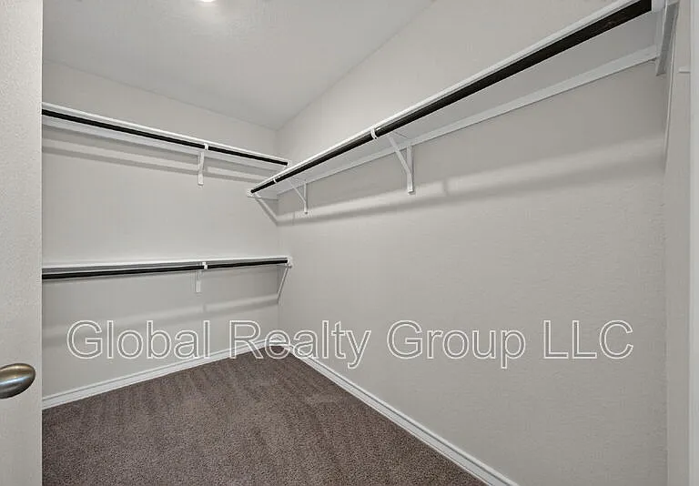 515 Diamond Shls — Photo 26
