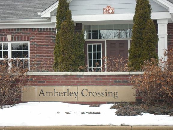 3rd image of 6230 Amberley Dr