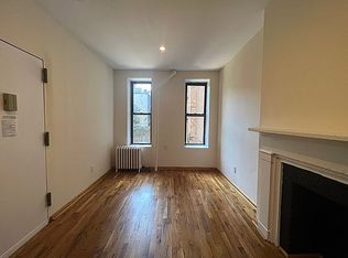76 Charles St #1F, New York, NY 10014