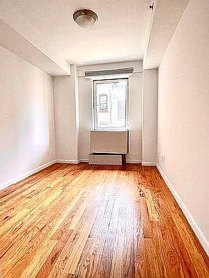 4th image of 56 Saint Marks Pl APT 7B