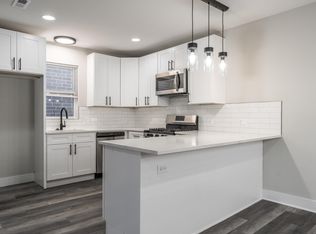 1545 W Augusta Blvd #2, Chicago, IL 60642