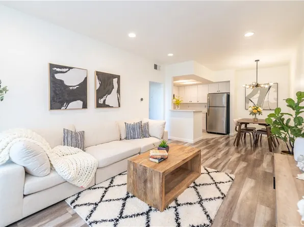 69 Alicante Aisle, Irvine, CA 92614