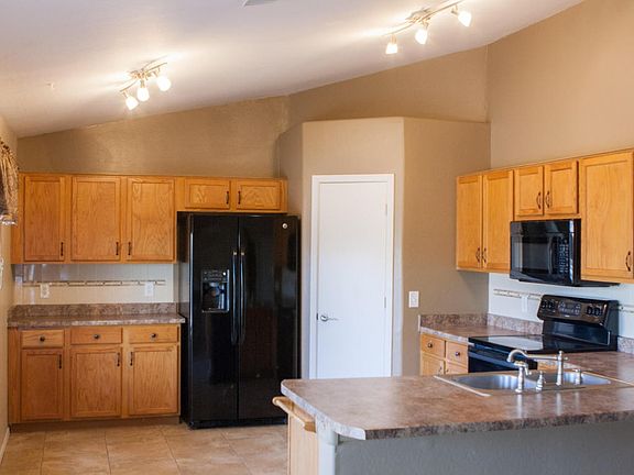 1 Kitchen