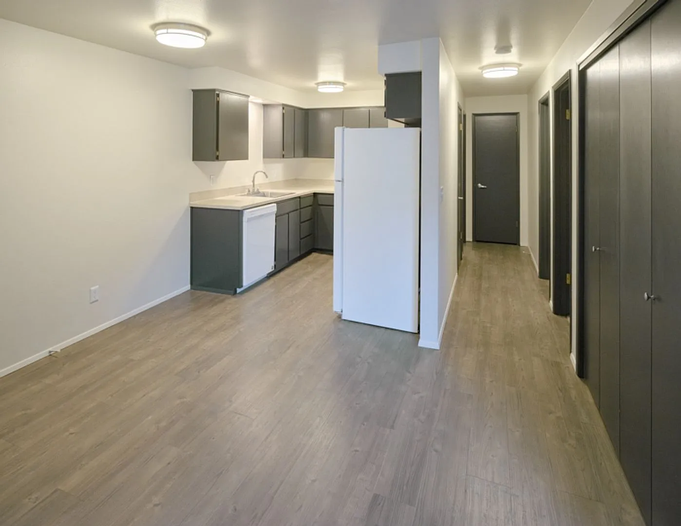 Vesper Apartments — Photo 3