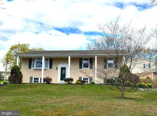 2485 Sunnyslope Dr, Pottstown, PA 19464