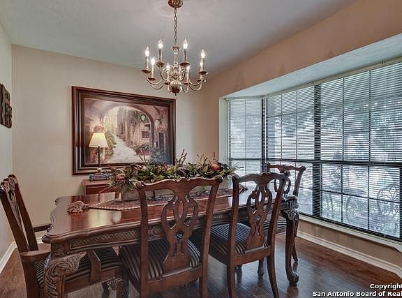 5th image of 129 Caribou Ln