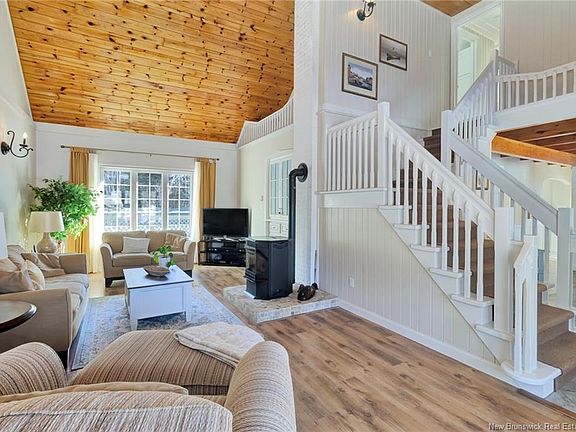 5th image of 17 Whittaker Rd