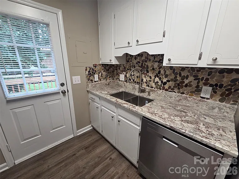525 12th St SW #26 — Photo 7