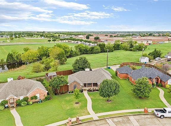 3rd image of 4608 Gatewood Ct