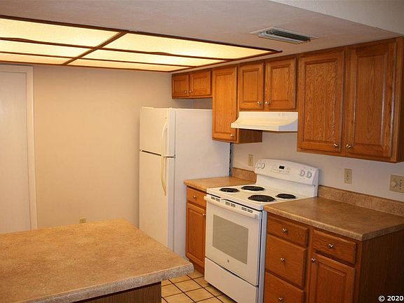 5th image of 4421 NW 43rd Pl