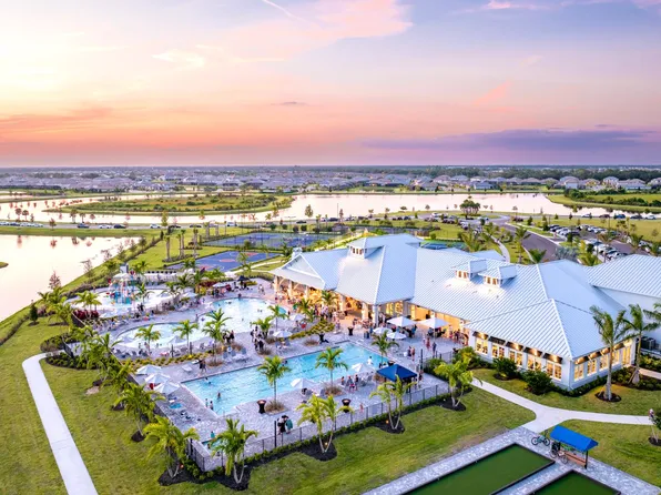 15604 Islandwalk Ave, Lakewood Ranch, FL 34211