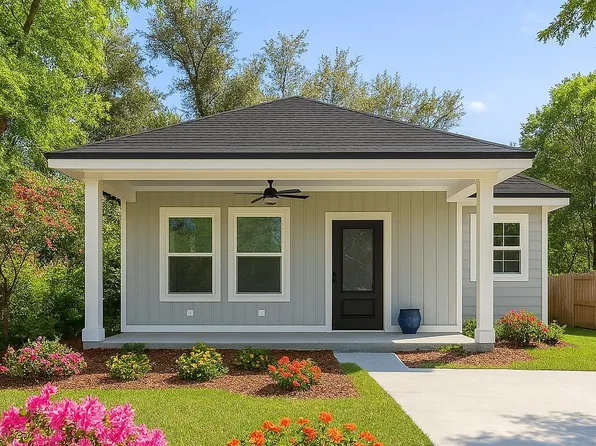 308 E 8th St, Panama City, FL 32401