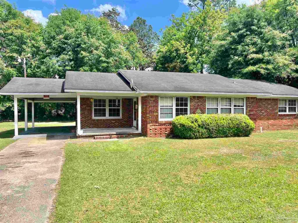 169 Ashley St, Atmore, AL 36502