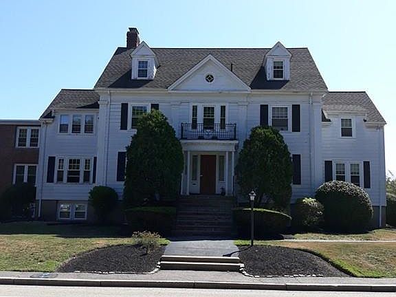 2nd image of 275 Neck St Unit A7