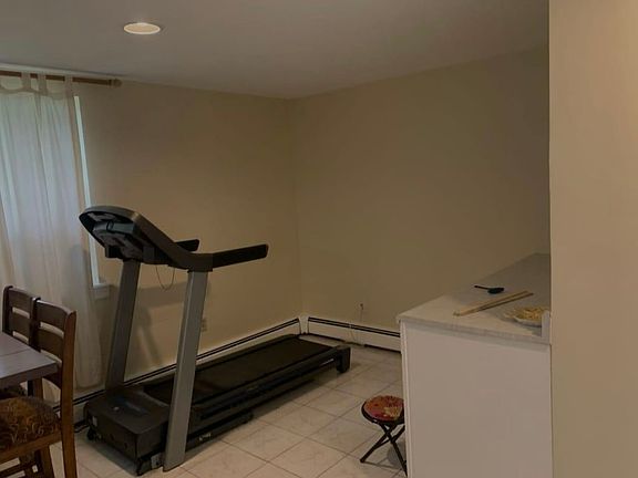 2nd image of 3 Livingston Ave Floor 1
