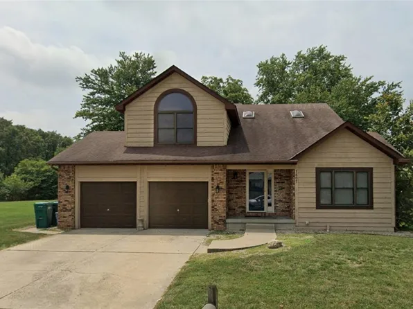 1461 Meadowview Dr, Decatur, IL 62526