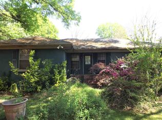 100 N White Station Rd, Memphis, TN 38120