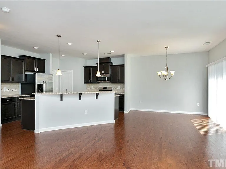 377 Durants Neck Ln — Photo 4