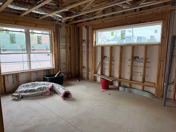 5th image of 540 N Seymour Ave #D