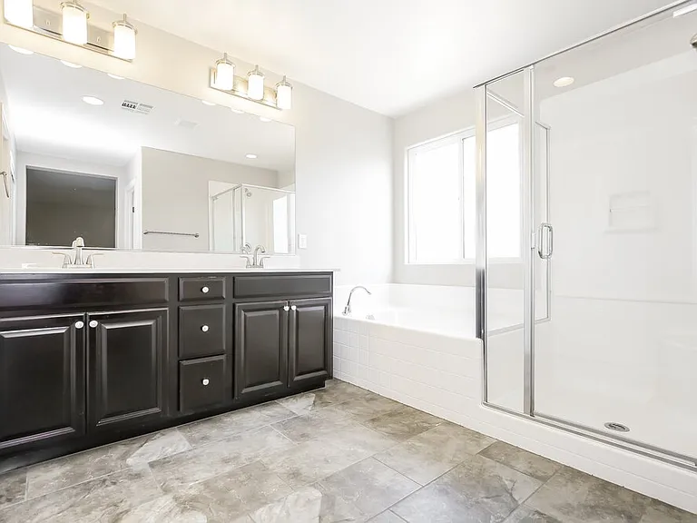 8112 Satin Carnation Ln — Photo 10