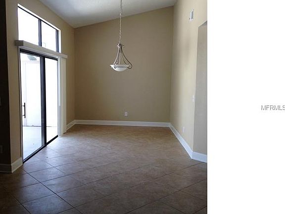 4th image of 349 N Shadowbay Blvd