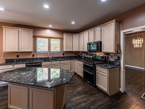 4th image of 6790 Spyglass Ln