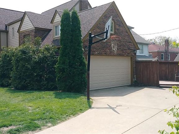 3rd image of 701 Forest Grove Ave