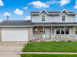 8550 Fairbanks St, Crown Point, IN 46307