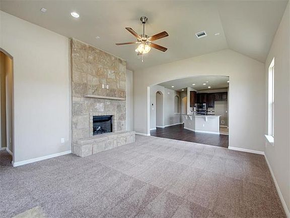 4th image of 7960 Bassano Dr