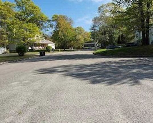 Exterior Neighborhood (street photo)