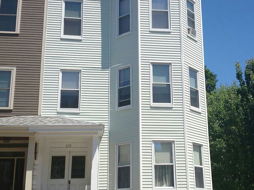 1st image of 870 E 5th St