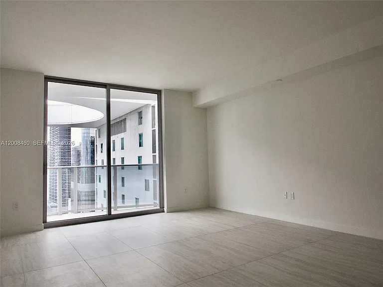 77 SE 5th St #4014 — Photo 39