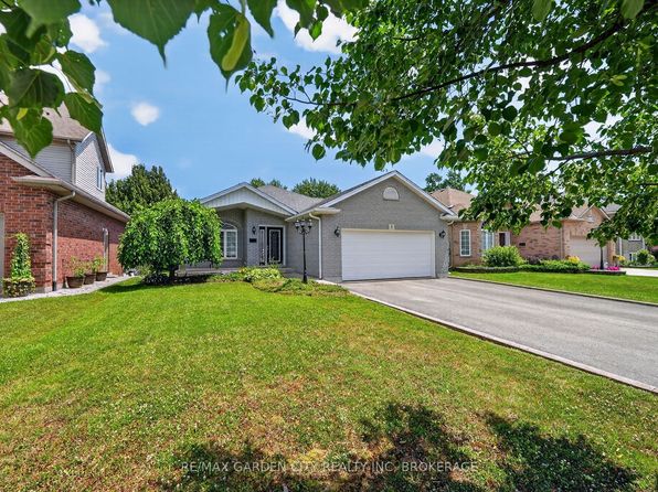5 Green Pointe Dr, Welland, ON L3C 6Y2