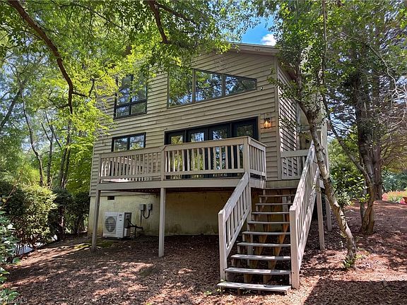 5th image of 101 Maple Hill Ct