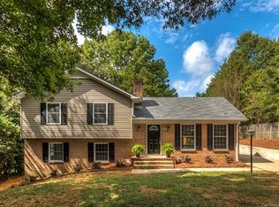 7423 Ritter Dr, Charlotte, NC 28270