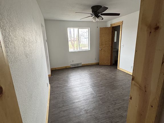 2nd image of 1517 4th Ave S #4