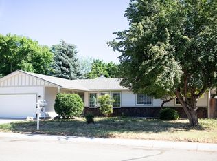 10423 W Barnsdale Dr, Boise, ID 83704